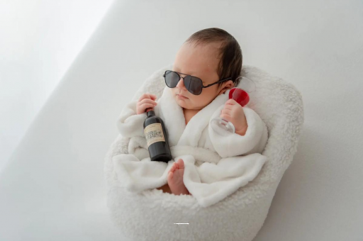 分宜宝宝嘴唇上翘