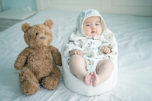 分宜宝宝多大可以喝纯牛奶